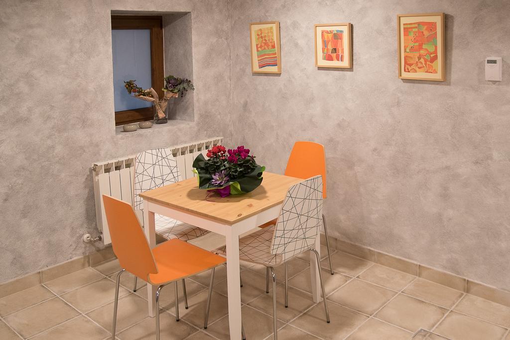 Amalur Etxea Guest House Echauri ภายนอก รูปภาพ